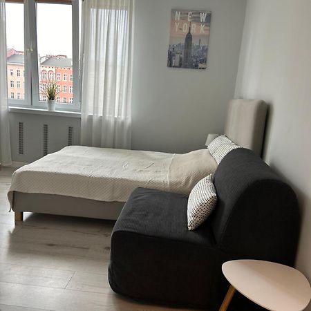 Apartament Na Dworcowej Centrum Parking Gratis Wrocław Exteriör bild