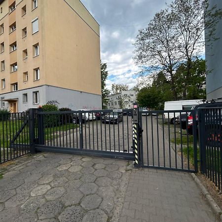 Apartament Na Dworcowej Centrum Parking Gratis Wrocław Exteriör bild