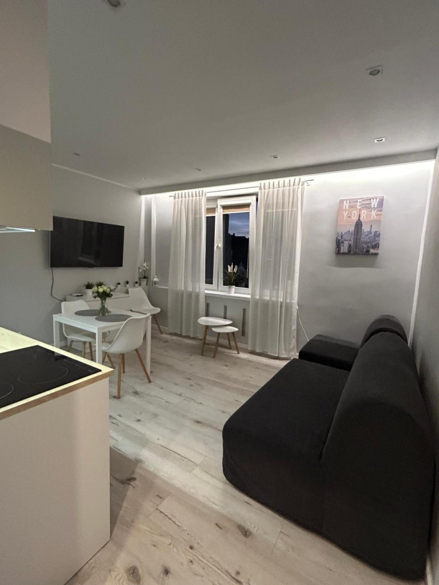 Apartament Na Dworcowej Centrum Parking Gratis Wrocław Exteriör bild