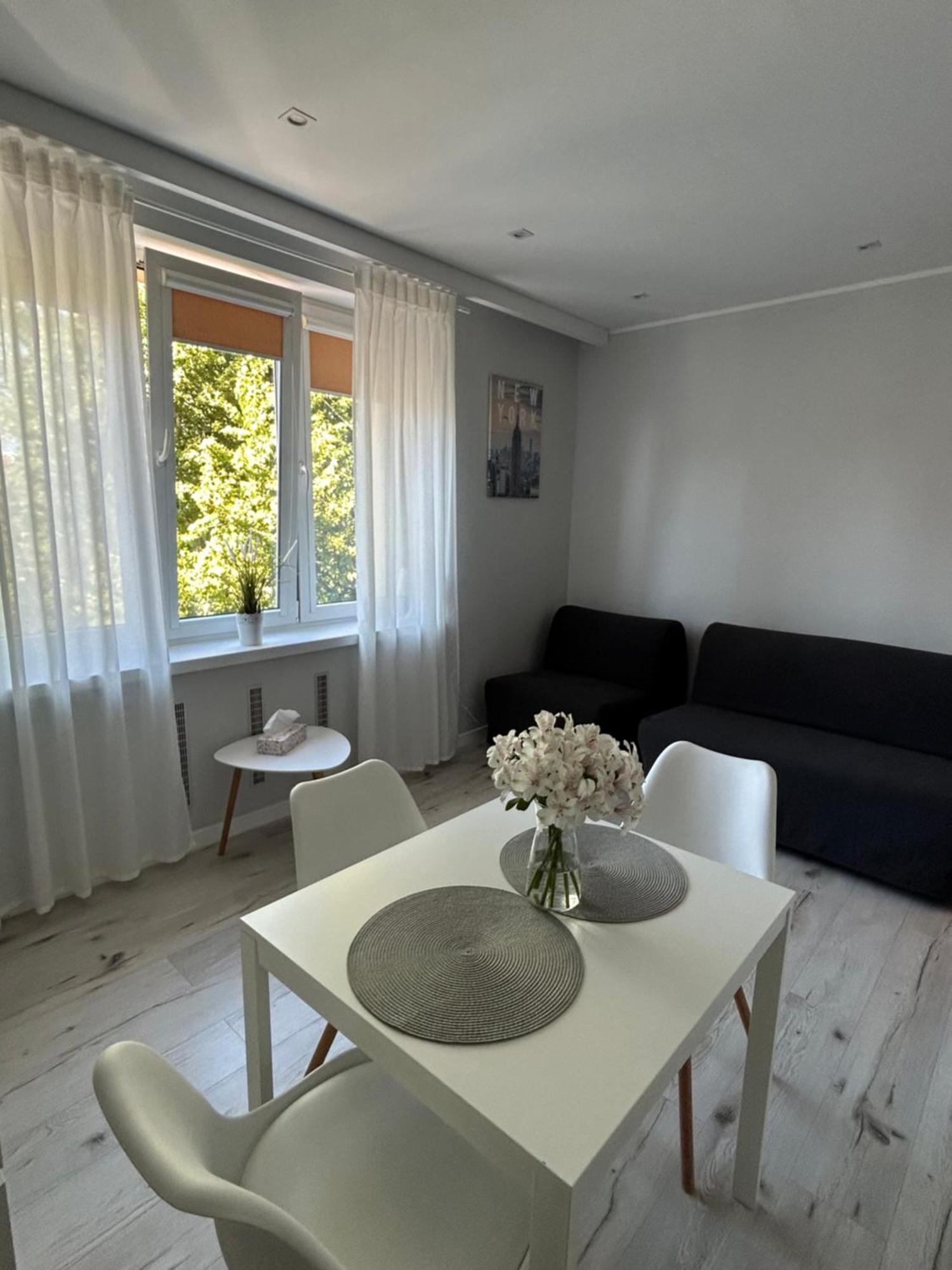 Apartament Na Dworcowej Centrum Parking Gratis Wrocław Exteriör bild
