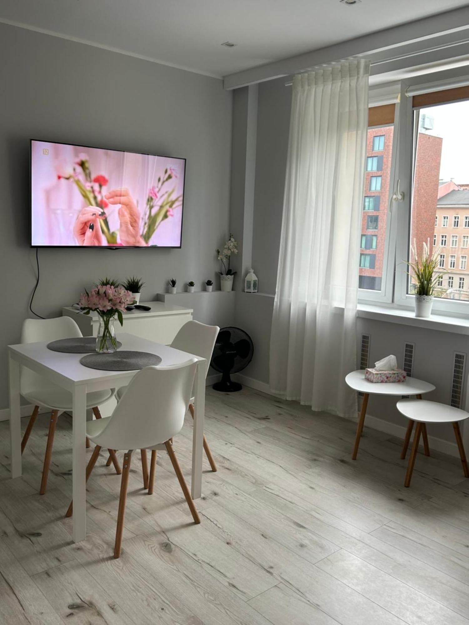 Apartament Na Dworcowej Centrum Parking Gratis Wrocław Exteriör bild